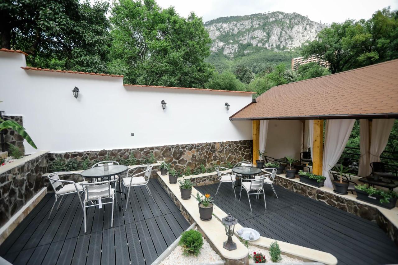 Casa Marica Hotel Băile Herculane Exterior photo