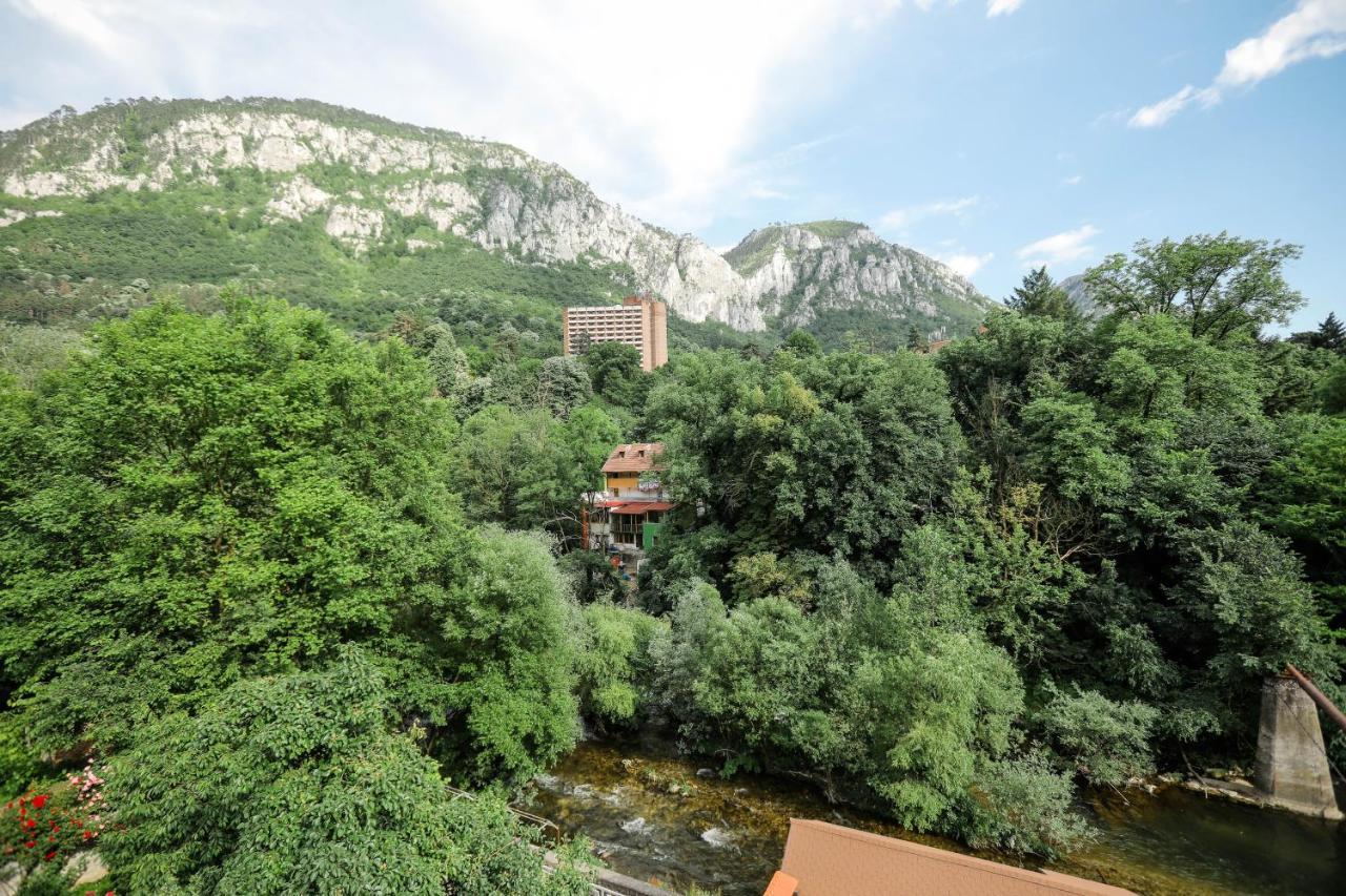 Casa Marica Hotel Băile Herculane Exterior photo